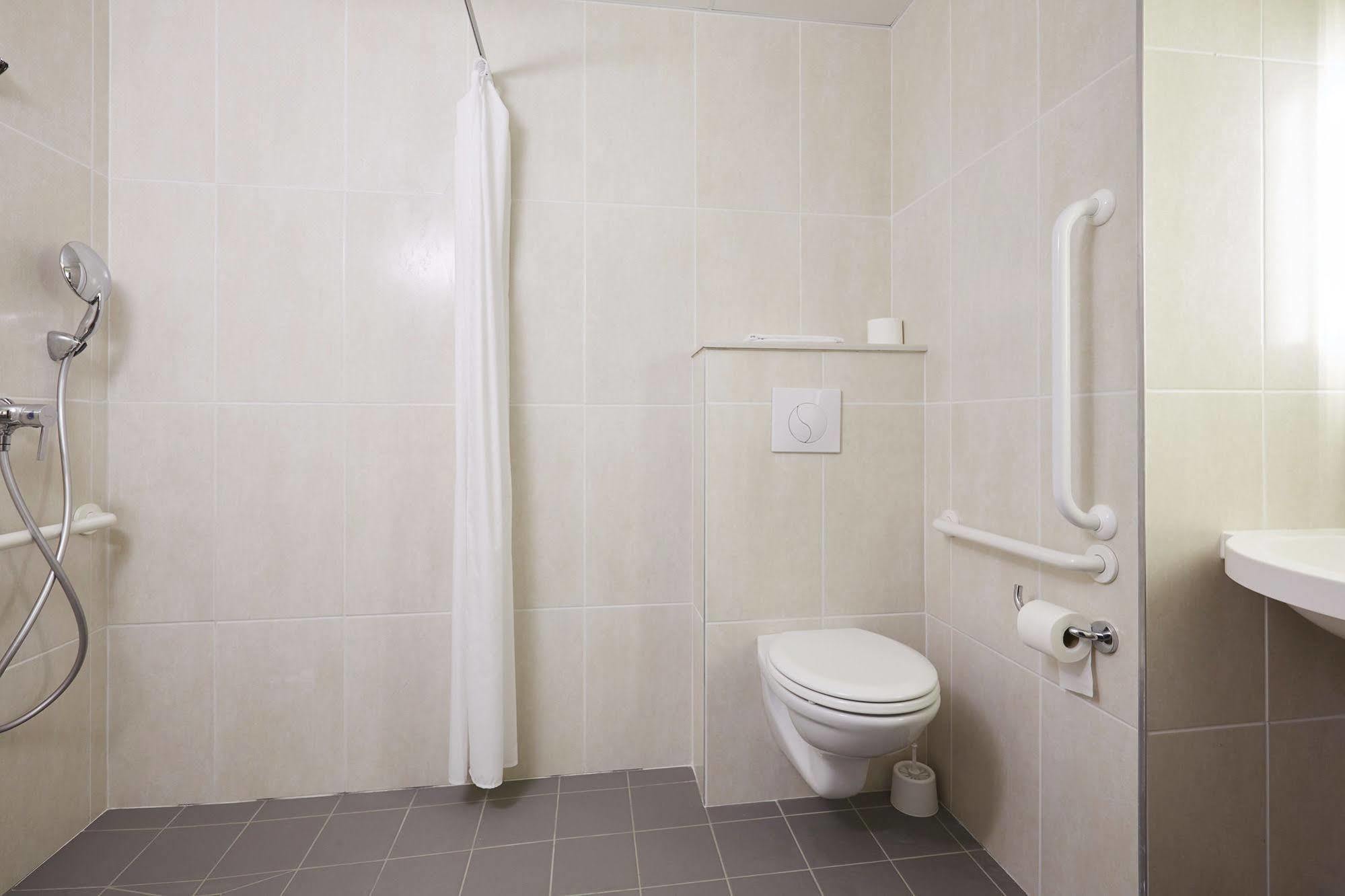 B&B Hotel Villeneuve Loubet Plage Zewnętrze zdjęcie
